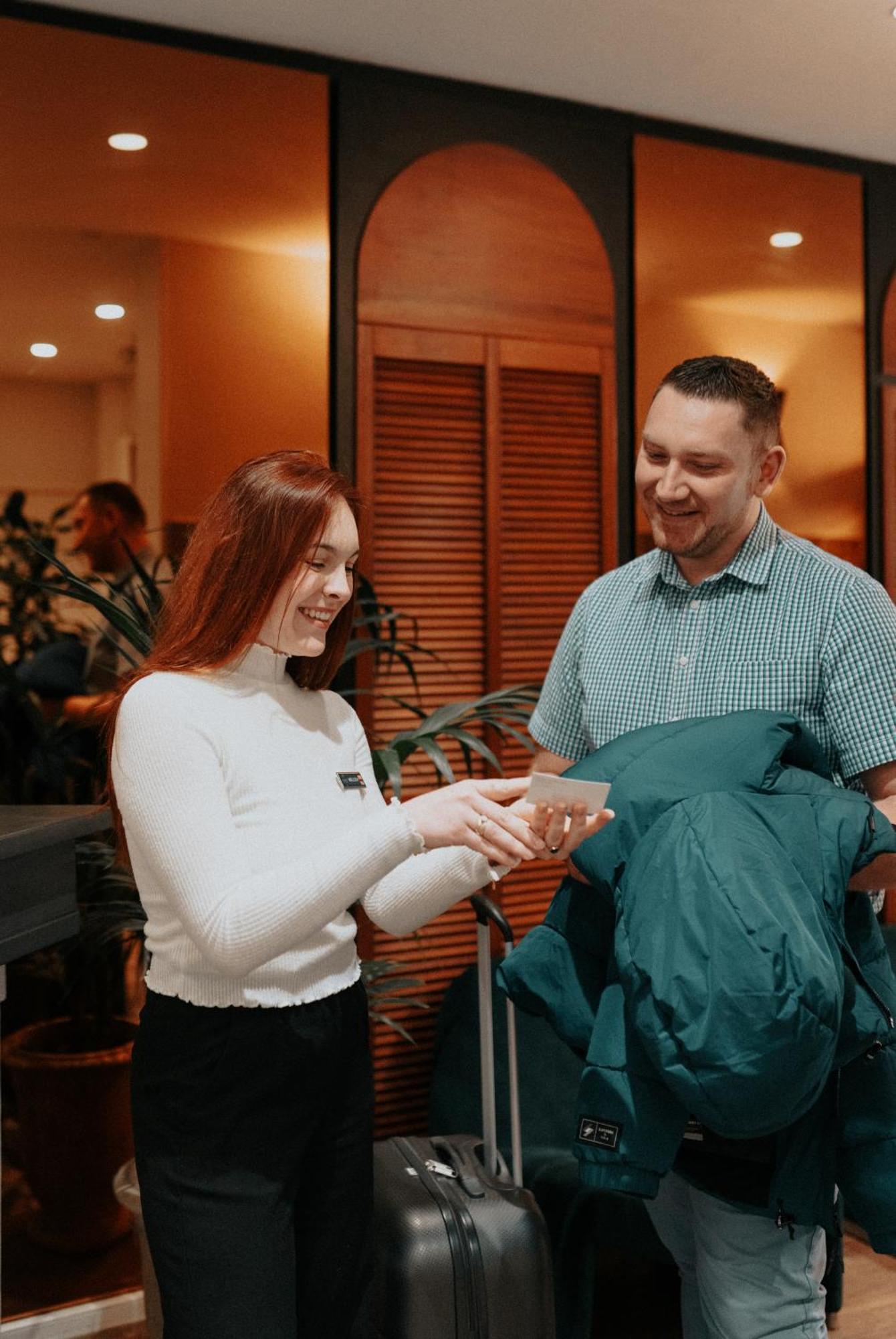 Hotel Albert 1Er Tuluza Zewnętrze zdjęcie